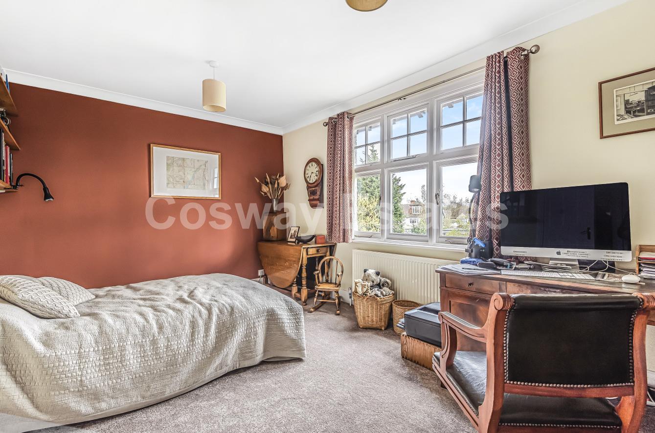 Newcombe Park, Mill Hill